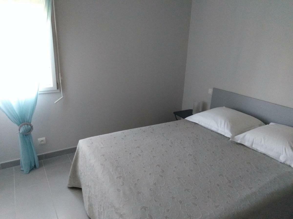 Le Golfe Hotell Figari  Eksteriør bilde